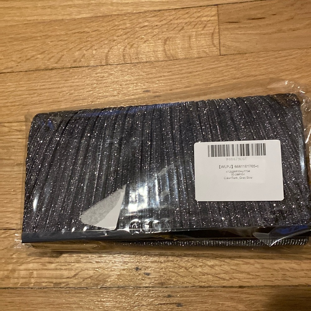 Women’s clutch